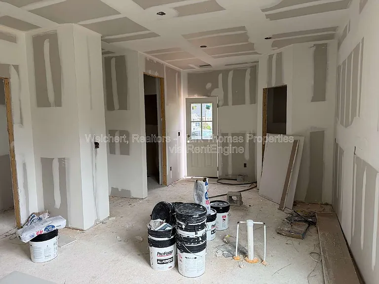 1203 Fern St — Photo 13