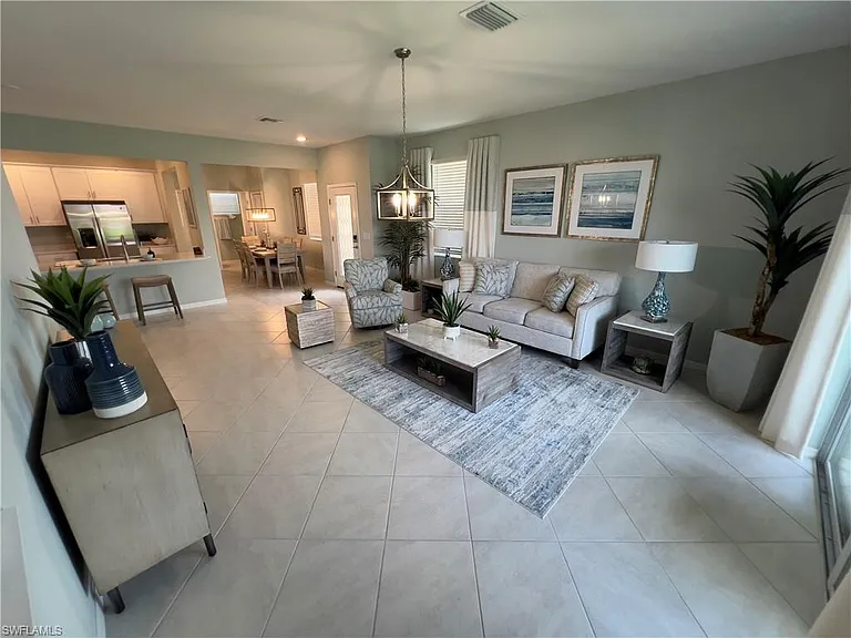 2806 Blossom Way — Photo 9