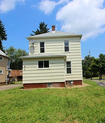 4th image of 58 Charles St