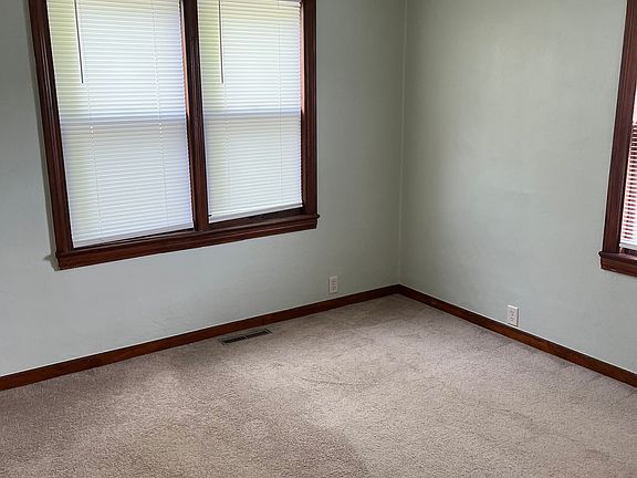 5th image of 505 N Pine St