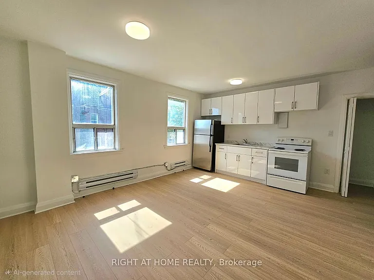 1316A King St W #2 — Photo 3