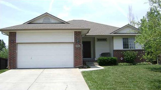 1st image of 319 N Oakmont Ct #Oak