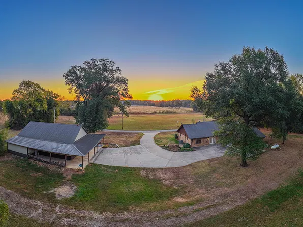 252 Hilltop Rd, Lockesburg, AR 71846