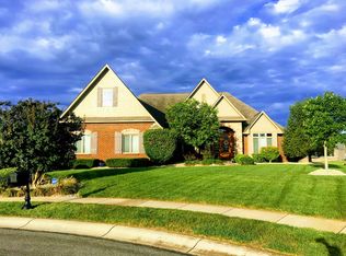 5752 Oakstrand Way, Bargersville, IN