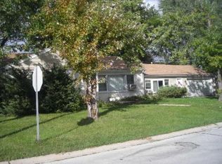 17123 S Holmes Ave, Hazel Crest, IL 60429