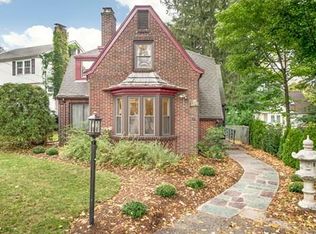 49 Summit St, Newton, MA 02458