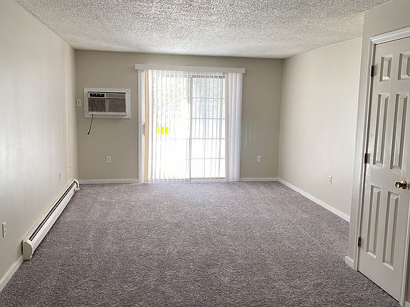 4th image of 8 Saint James Pl APT 815