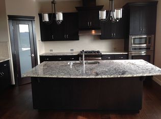 8104 173rd Ave E, Sumner, WA 98390