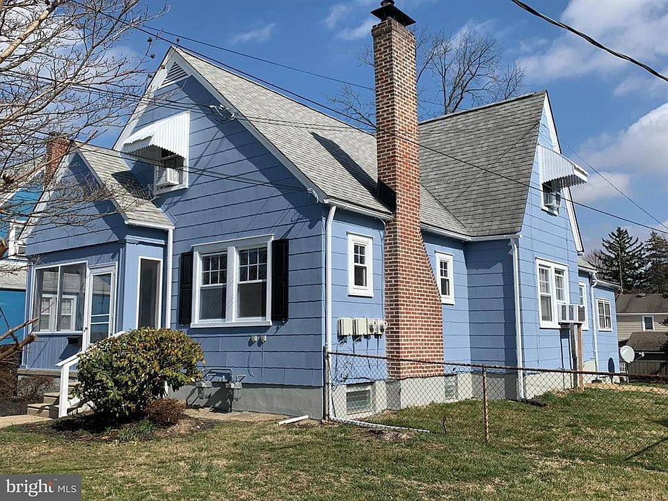 1st image of 502 Essex Ave #1