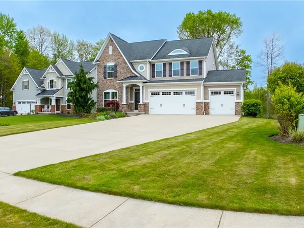 3241 Bent Oak Cir, Medina, OH 44256