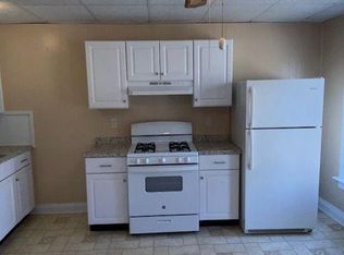 401 3rd St APT 2, Hanover, PA 17331