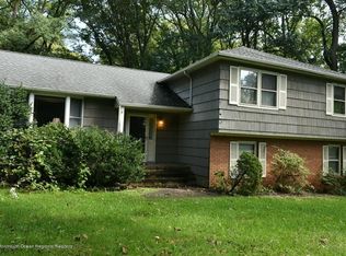 801 Church Ln, Middletown, NJ 07748