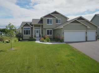 1442 Fox Meadow Dr, Delano, MN 55328