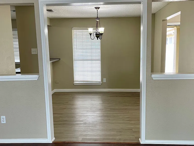 4621 Rose Of Sharon Ln — Photo 6