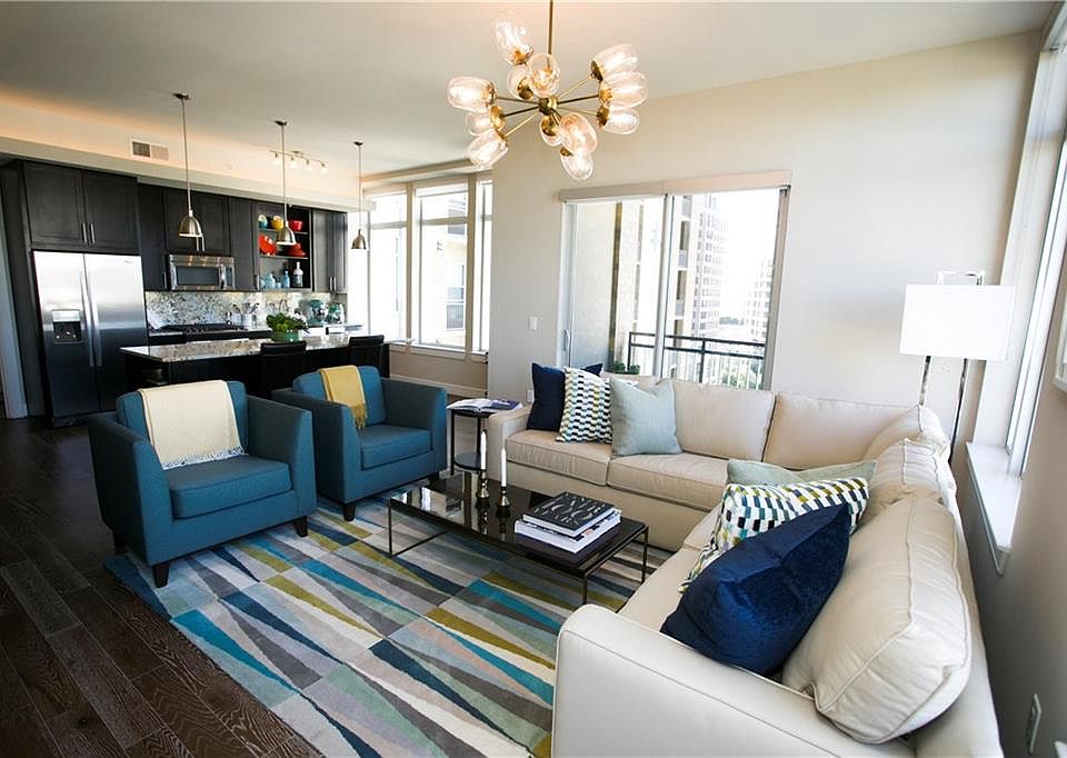 1st image of 2212 McKinney Ave #1301