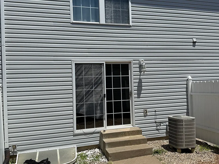 5503 SW Chapella St — Photo 2