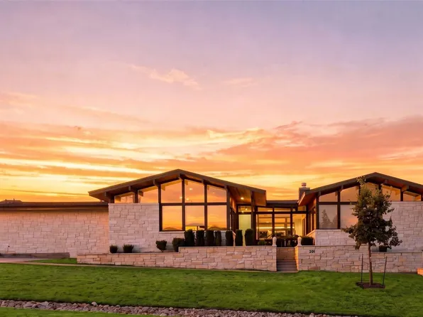 206 Waters View Ct, Dripping Springs, TX 78620