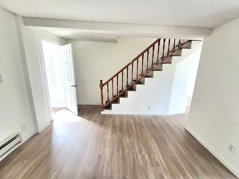 12 Hay St #1 — Photo 9