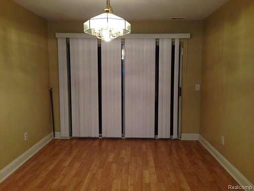 4th image of 2681 Williamsburg Cir #1