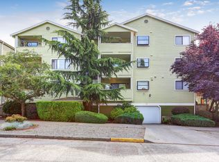8816 Nesbit Ave N APT 202, Seattle, WA 98103