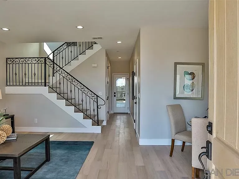 5051 Savannah St — Photo 10