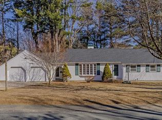 4 Amber Rd, Hingham, MA 02043