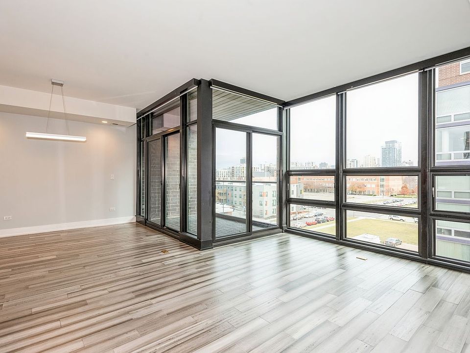 1st image of 1018 N Larrabee St Unit 5N