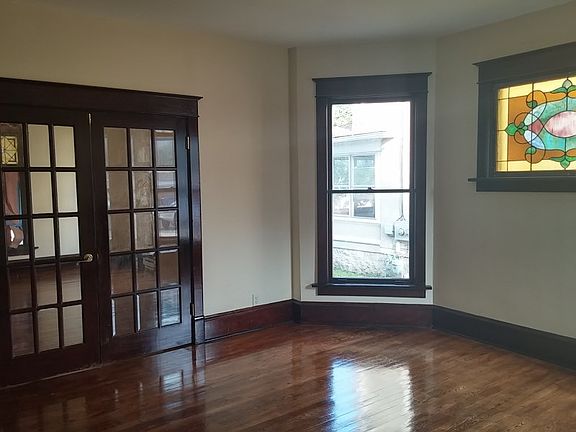 3rd image of 372 Saint Charles St #1