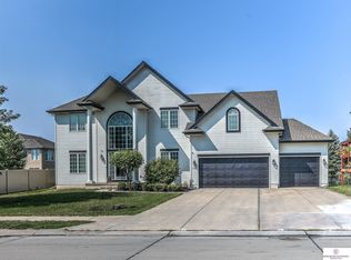 3828 S 192nd Ave, Omaha, NE 68130