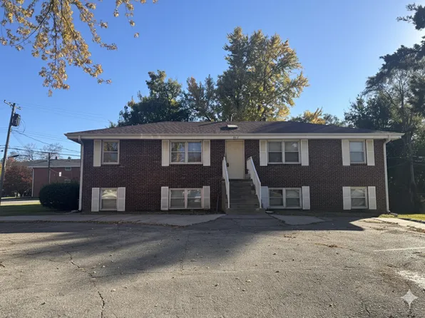 6313 Taylor Cir #2, Omaha, NE 68104