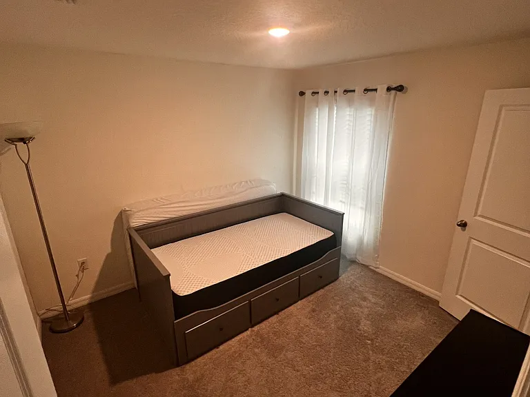 450 Sunlit Coral St — Photo 7