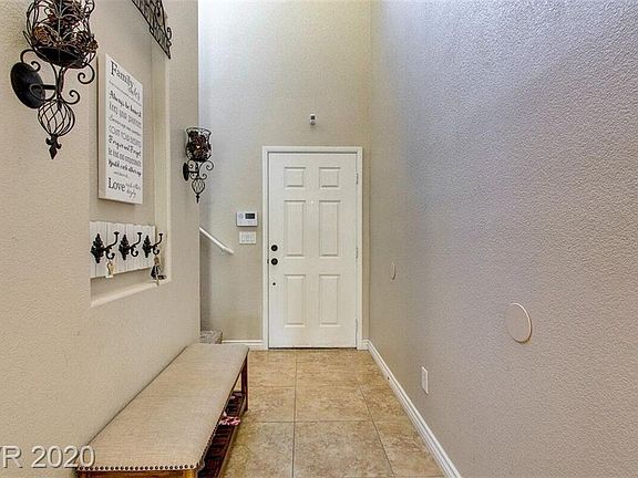 3rd image of 6125 Casa Antiqua St