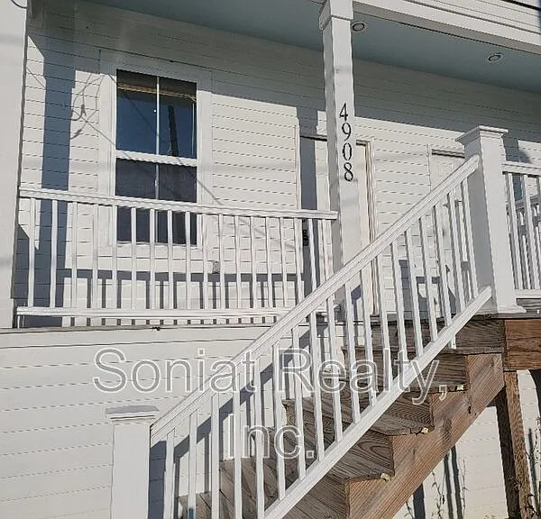 4908 Ray Ave — Photo 1