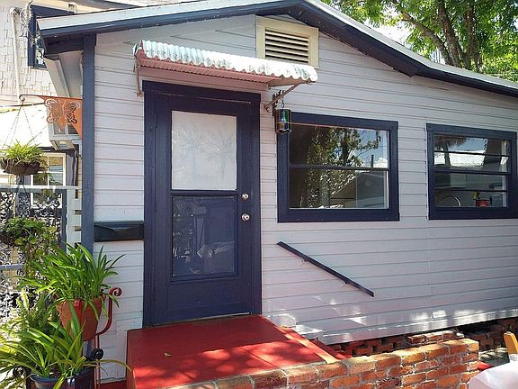 5th image of 208 Palmetto St