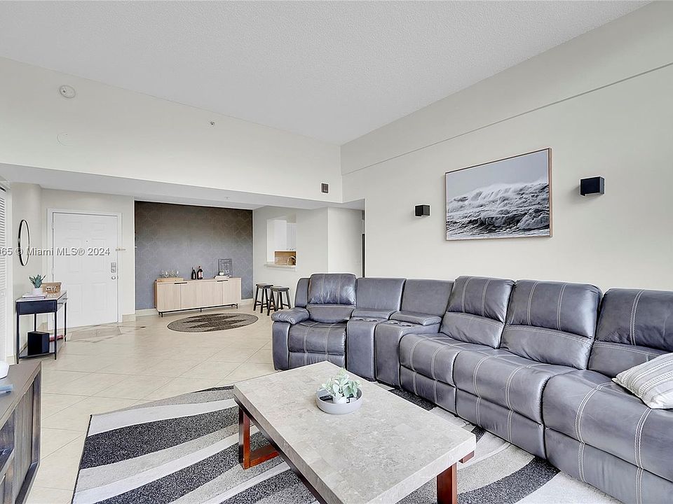 1st image of 1350 SE 3rd Ave APT 408