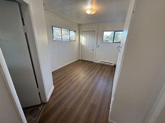 5th image of 1033 W Columbia Ave #B