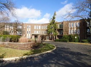 1425 Sandpebble Dr APT 106, Wheeling, IL 60090