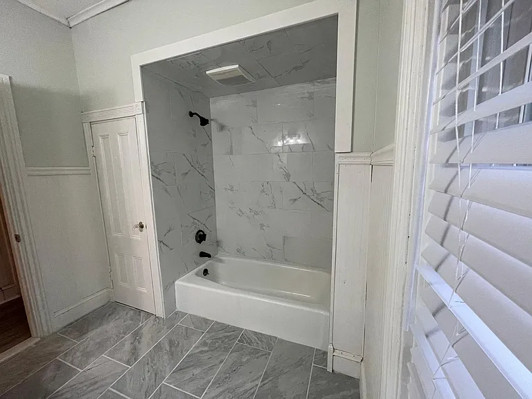 126 Freeman St #2 — Photo 4