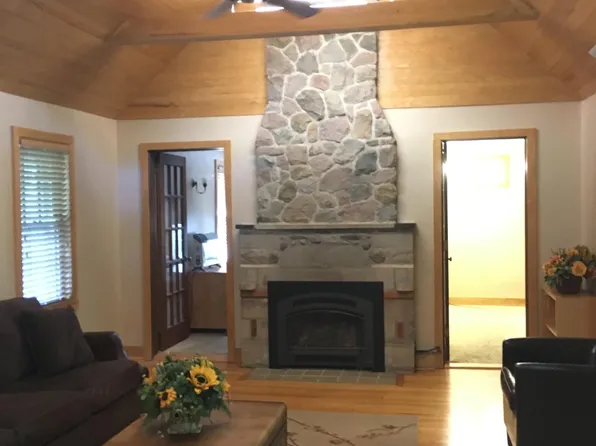 340 Forest Home Dr, Ithaca, NY 14850