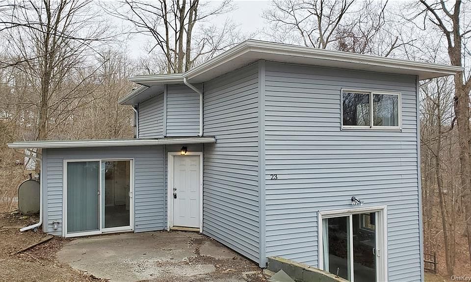 1st image of 23 Hillcrest Dr