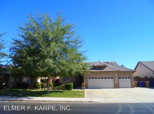 3002 Balance Rock Ln, Bakersfield, CA 93313