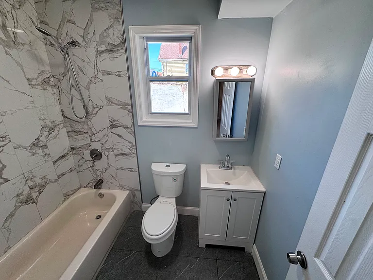 166 Elmwood Ave #B1 — Photo 2