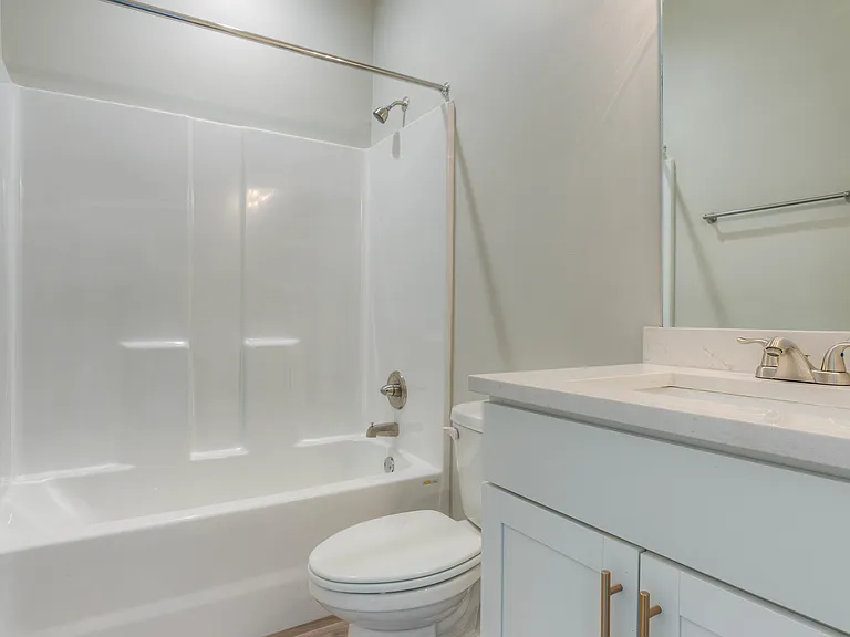 909 N Avalon St — Photo 12