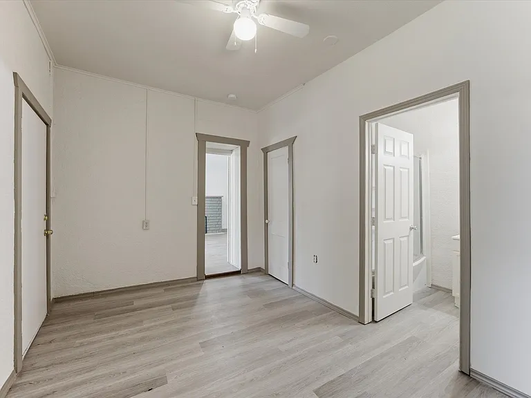 4876 E Williams Spring Rd — Photo 21