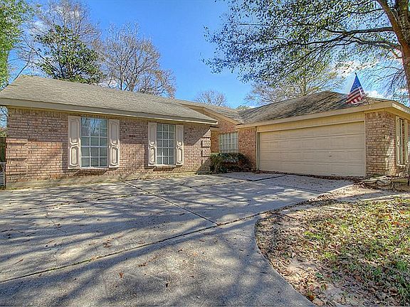2nd image of 3206 Knoll Manor Dr