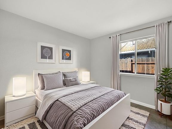 4th image of 2956 Gammon Court