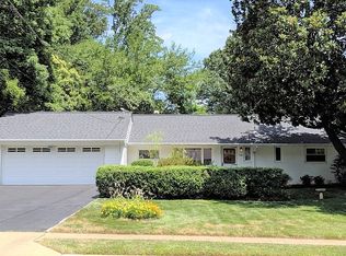 7310 Axton St, Springfield, VA 22151