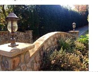 5548 Holyoke Ln, Charlotte, NC 28226