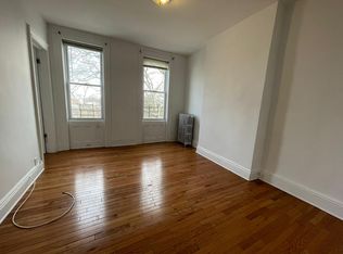 7112 72nd St, Ridgewood, NY 11385