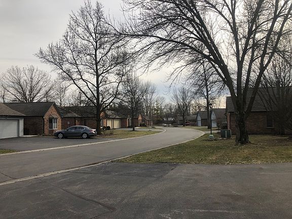 5th image of 9566 Cadbury Cir